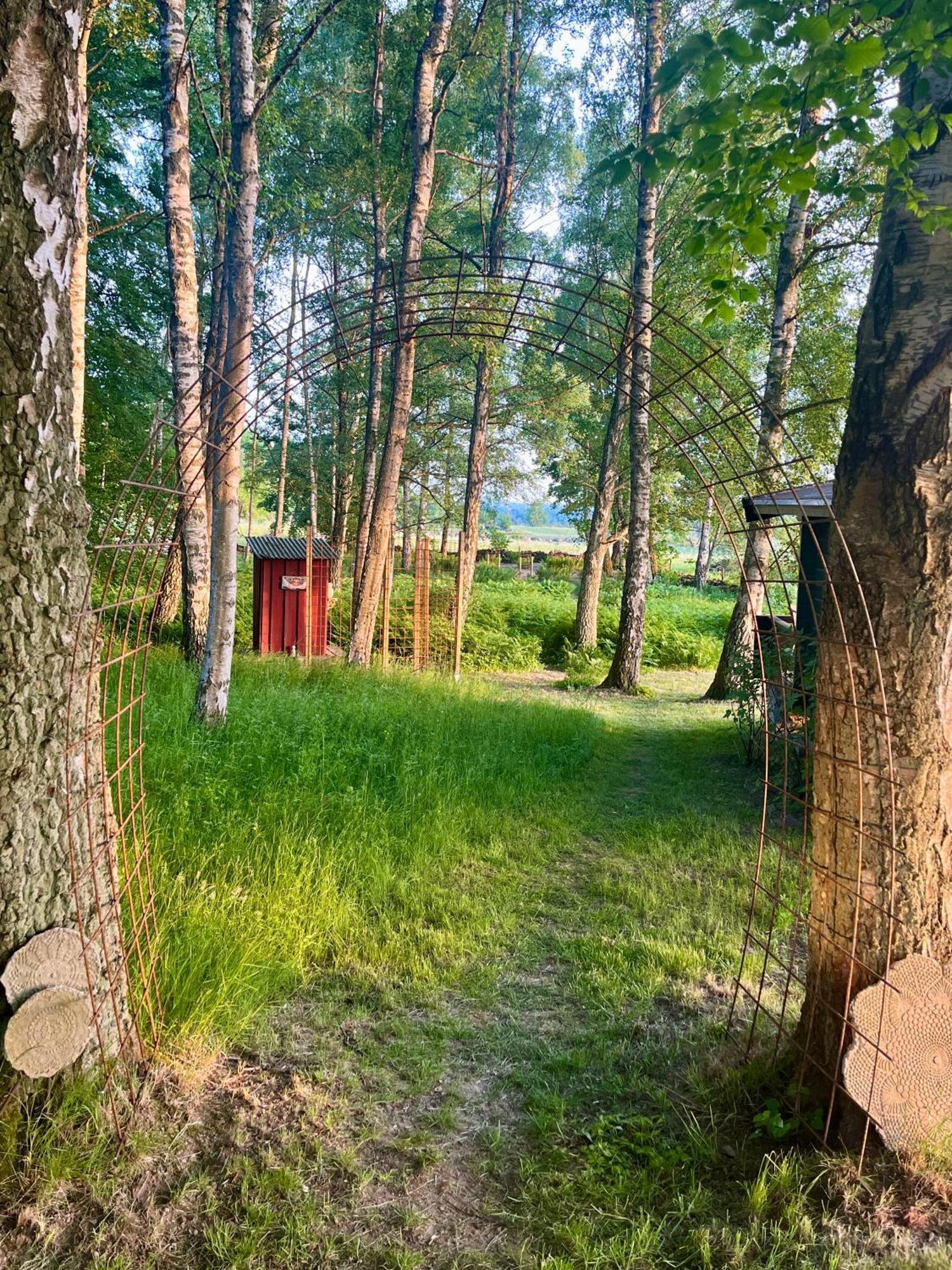 Naturnaera Fritidsboende, Tomtebo - Yintorp Arkelstorp Luaran gambar
